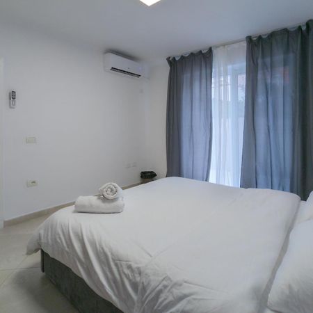 Center Luxury Rooms Tirana Bagian luar foto
