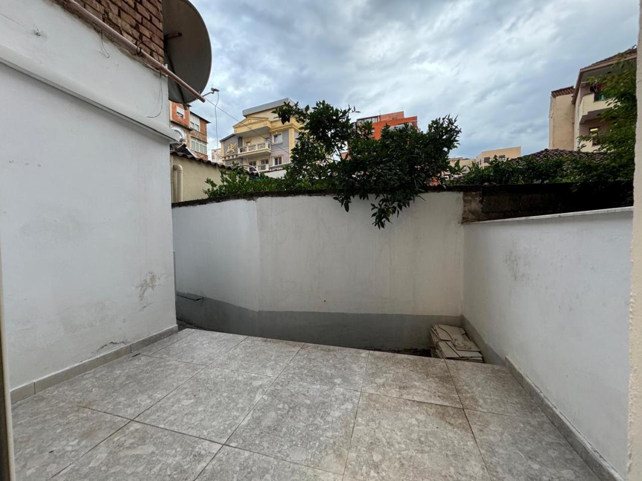 Center Luxury Rooms Tirana Bagian luar foto